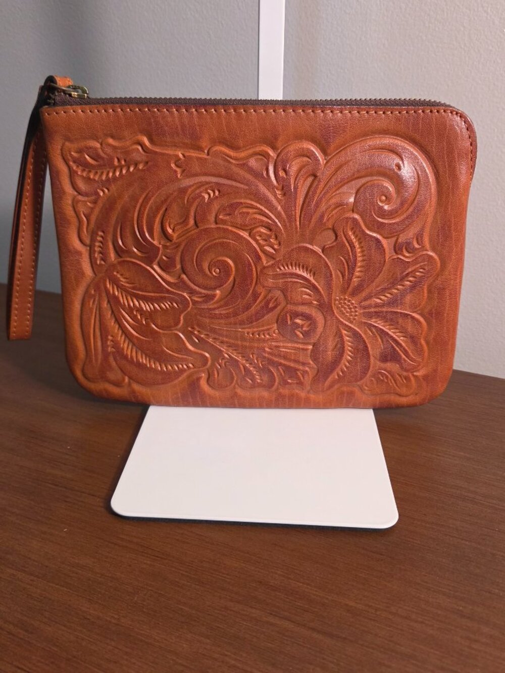 PATRICIA NASH TOOLED ITALIAN LEATHER CASSINI CLUTCH WRISTLET